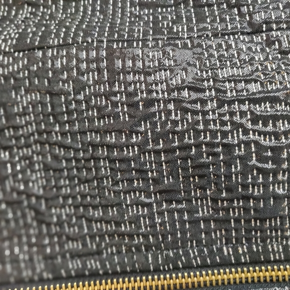 Premium quality clothes lot in mint condition. - Picture 4 of 8